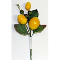 Декоративный букетик "Жёлтые ягоды", DKB006