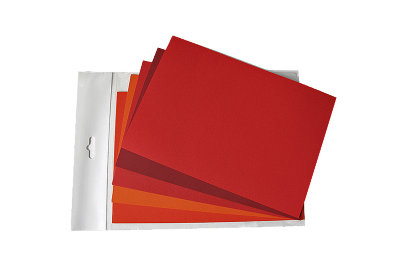 Листовая бумага для крупных элементов №26, 105х148мм, плотность бумаги 130 гр. красный микс, 5 красных тонов по 3 листа каждого тона, 15 листов, 105х148 мм, 130 гр.