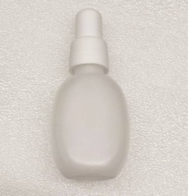 Бутылочка пластиковая для клея, с крышкой и колпачком,  35 мл, h=9см, арт. PRO5V35 Бутылочка пластиковая для клея, с крышкой и колпачком,  35 мл, h=9см, арт. PRO5V35
