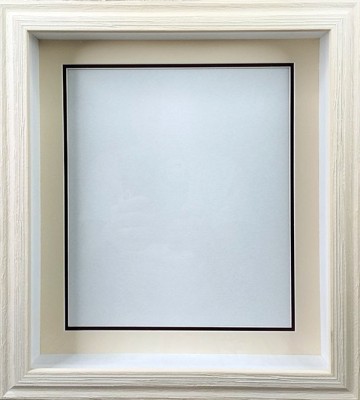 Глубокая рамка 3D - для квиллинга и объемных работ со стеклом, багет сливочный с двойным паспарту, 30х34,5х5см, арт. 993313160 Глубокая рамка 3D со стеклом и подвесом - для квиллинга и других объемных работ. 
Багет сливочный с двойным паспарту, арт.993313160.
Размер по заднему картону 30х34,5 см, глубина коробки 5 см.
Вертикальный подвес (легко можно переделать для горизонтального подвешивания).
Предназначена для оформления объемных работ.