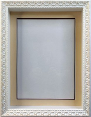 Глубокая рамка 3D - для квиллинга и объемных работ, багет белый молочный с двойным паспарту, 31х41х5 см, арт. 992715281 Глубокая светлая рамка 3D - для квиллинга и объемных работ со стеклом и съёмным паспарту.
Багет белый молочный с завитками.
Размер по заднему картону 31х41х5см. 
Размер по стеклу 29х39 см.
Глубина коробки 5 см. 
Предназначена для оформления объемных работ.