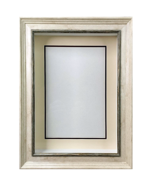 Глубокая рамка 3D - для квиллинга и объемных работ, багет под дерево с кантом и двойным паспарту, 24х33х5см, арт. 993415151 Глубокая рамка 3D - для квиллинга и объемных работ со стеклом,
багет под дерево с кантом и двойным паспарту, 24х33х5см, арт. 993415151.
Размер по заднему картону 24х33 см.
Размер по стеклу 21,5х30,5 см.
Глубина короба 5 см.
Вертикальное подвешивание (крепежи легко перекрепить для горизонтального подвеса).