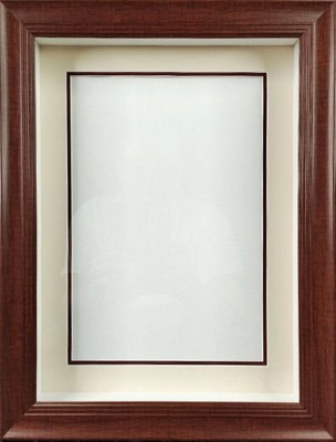 Глубокая рамка 3D - для квиллинга и объемных работ, багет коричневый, с двойным паспарту, 26,5х35,5х5 см, арт. 993516240 Глубокая рамка 3D со стеклом и подвесом - для квиллинга и других объемных работ. 
Багет коричневый с двойным паспарту, арт. 993516240.
Размер по заднему картону 26,5х35,5 см, глубина коробки 5 см.
Вертикальный подвес (легко можно переделать для горизонтального подвешивания).
Предназначена для оформления объемных работ.