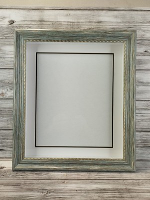 Глубокая рамка 3D - для квиллинга и объемных работ, багет серый пестрый с двойным паспарту, 31х36х5см, арт. 994112350 Глубокая рамка 3D - для квиллинга и объемных работ, багет серый пестрый с двойным паспарту, 31х36х5см, арт. 994112350.
Размер по заднему картону 31х36 см.
Глубина коробки 5 см.
Паспарту съёмное. Цвет паспарту: белый с коричневым кантом.
Глубокая рамка предназначена для оформления объёмных работ.