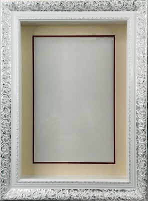 Глубокая рамка 3D - для квиллинга и объемных работ, багет белый с серебром и двойным паспарту, 26х37х5см, арт. 992813160 Глубокая рамка 3D со стеклом и подвесом - для квиллинга и других объемных работ. 
Багет белый с серебром и двойным паспарту, арт. 992813160.
Размер по заднему картону 26х37 см.
Размер по стеклу 23х34 см.
Глубина коробки 5 см.
Вертикальный подвес (легко можно переделать для горизонтального подвешивания).
Предназначена для оформления объемных работ.