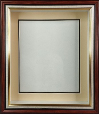 Глубокая рамка 3D - для квиллинга и объемных работ со стеклом, багет коричневый с золотым кантом, 29х33,5х5 см, арт. 995222310 Глубокая рамка 3D - для квиллинга и объемных работ со стеклом,
багет коричневый с золотым кантом и двойным паспарту,
размер по заднему картону 29х33,5 см, размер по стеклу 26,5х31 см, глубина коробки 5см, арт. 995222310
Предназначена для оформления объёмных работ.